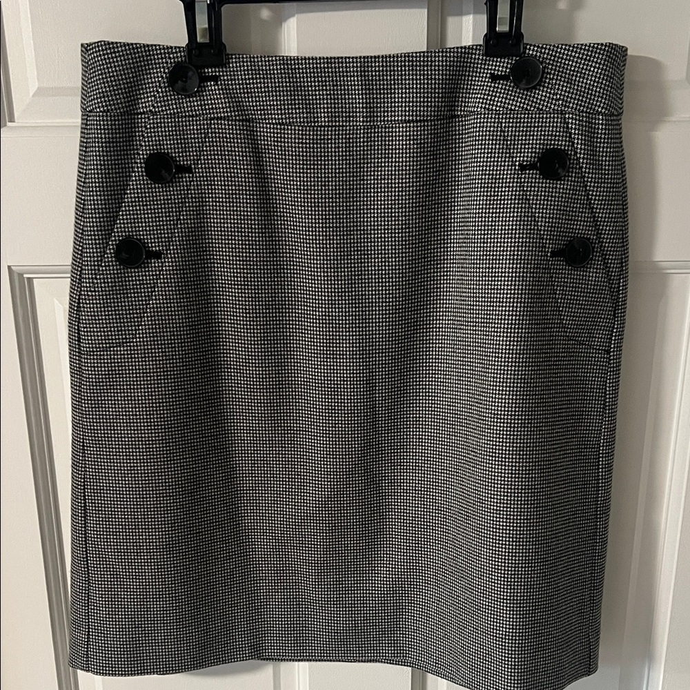 Ann Taylor Factory Black and White Houndstooth Pencil Skirt Size 6